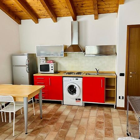 Ferienwohnung Bergamo Easy Airport Private Parking Exterior foto