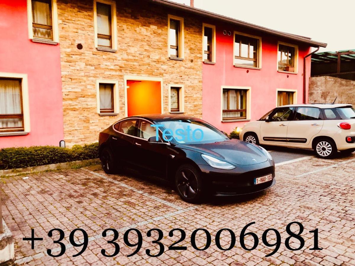 Ferienwohnung Bergamo Easy Airport Private Parking Exterior foto