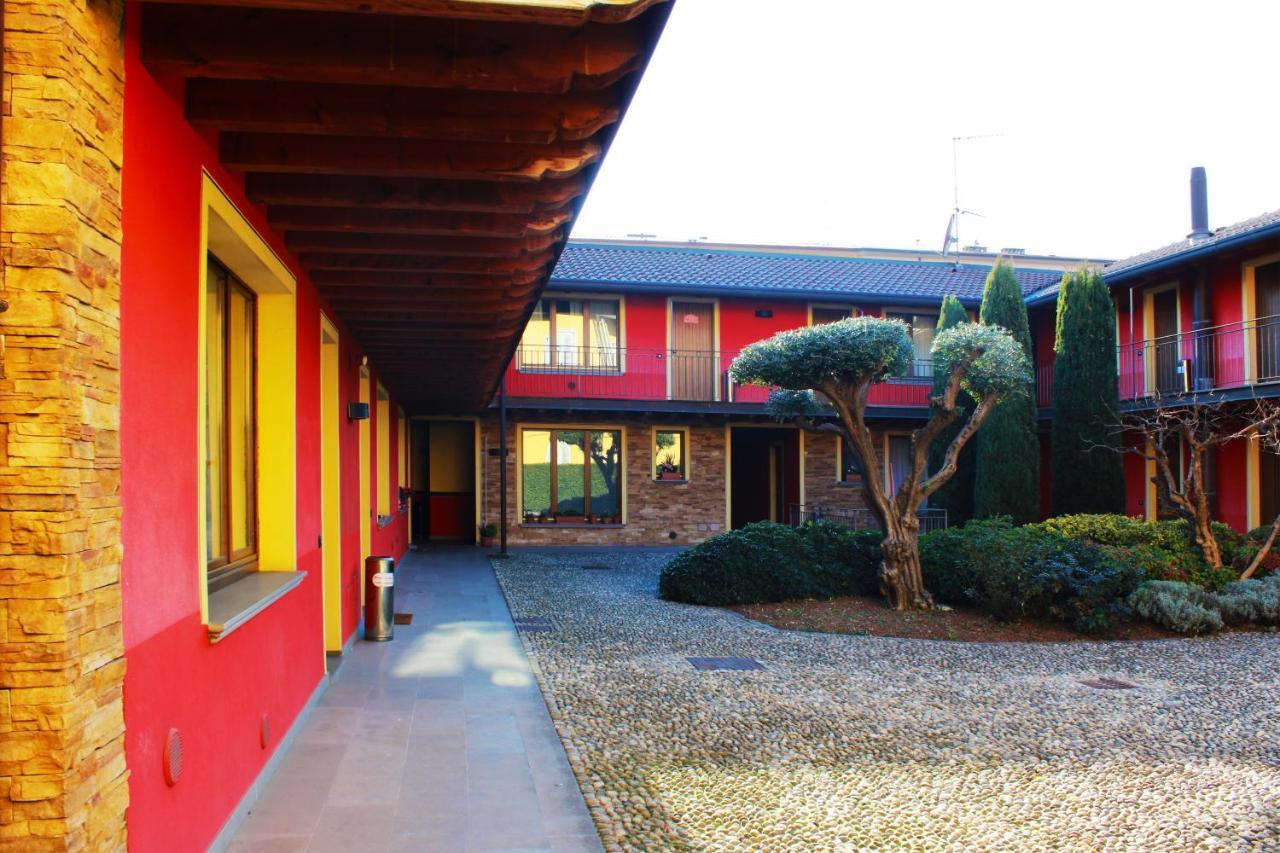 Ferienwohnung Bergamo Easy Airport Private Parking Exterior foto