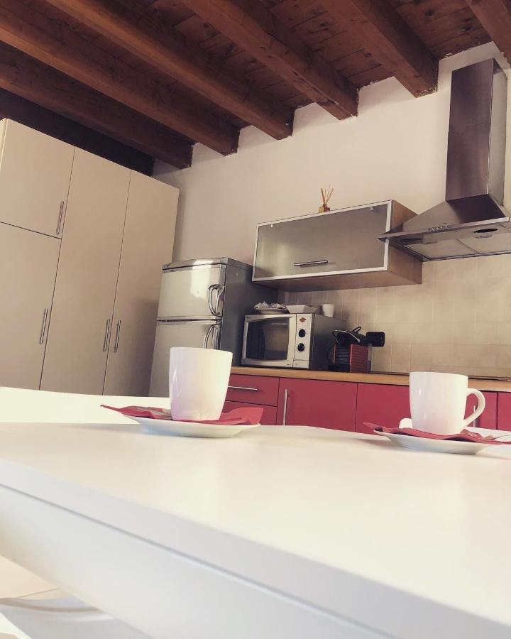 Ferienwohnung Bergamo Easy Airport Private Parking Exterior foto