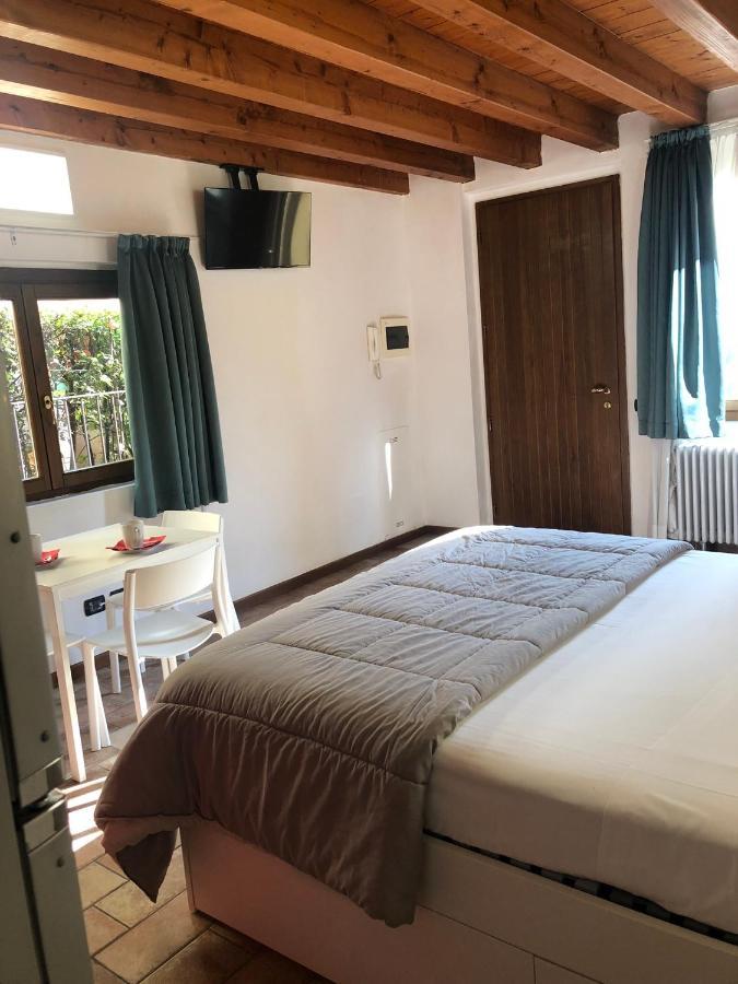 Ferienwohnung Bergamo Easy Airport Private Parking Exterior foto