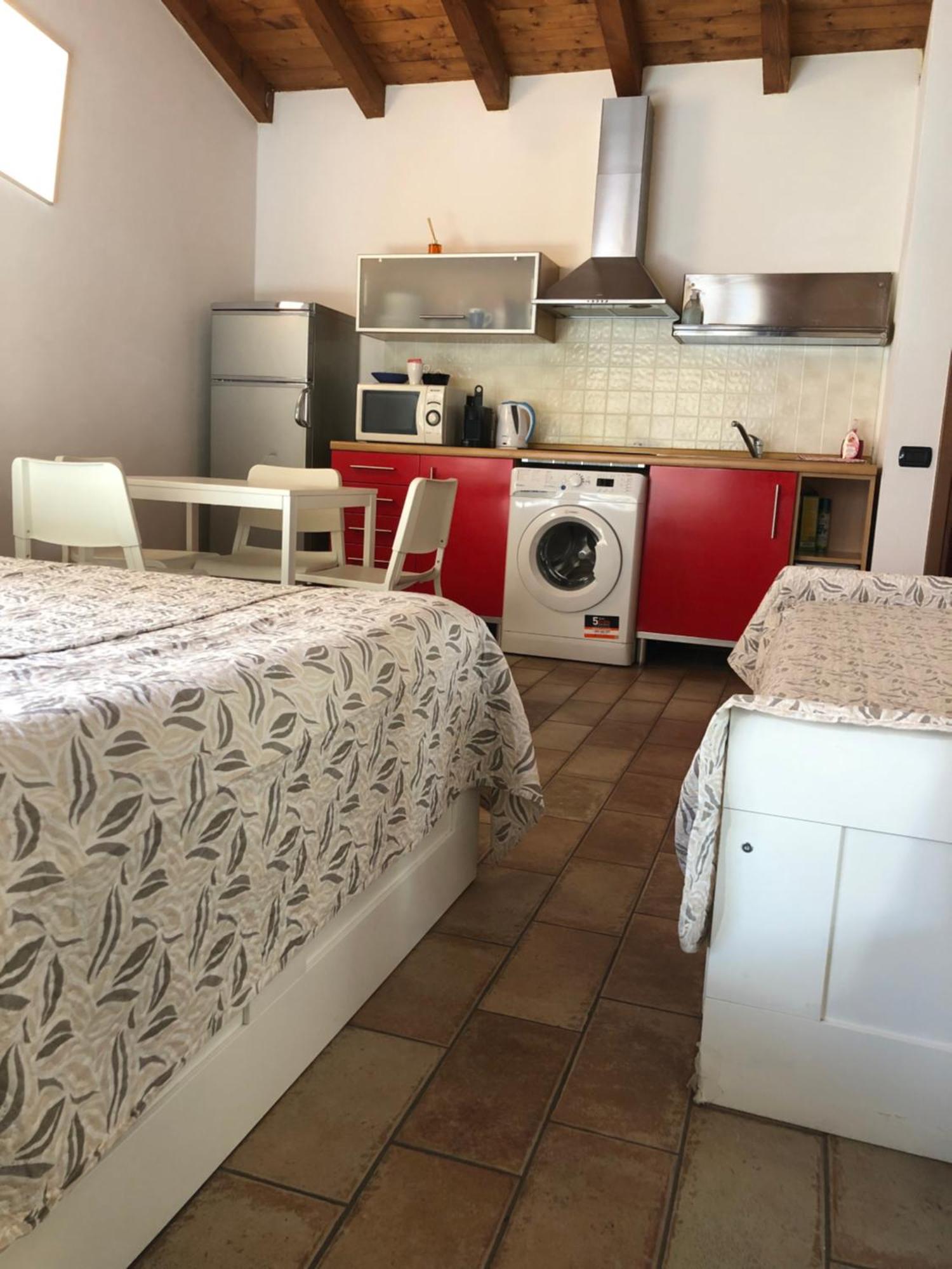 Ferienwohnung Bergamo Easy Airport Private Parking Exterior foto